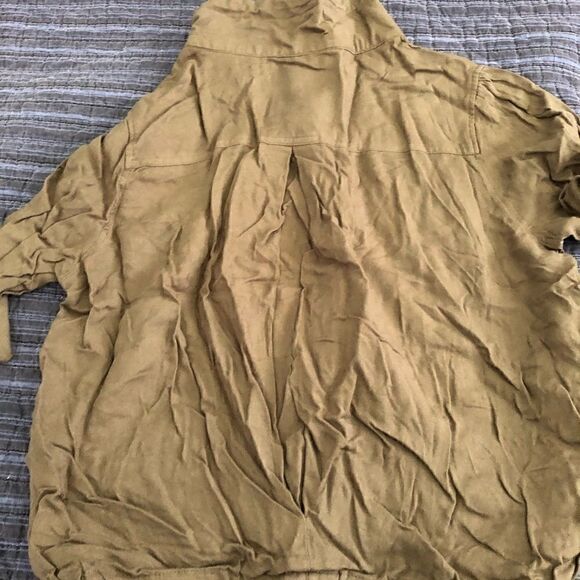 Wet seal jacket green  - Picture 2 of 4